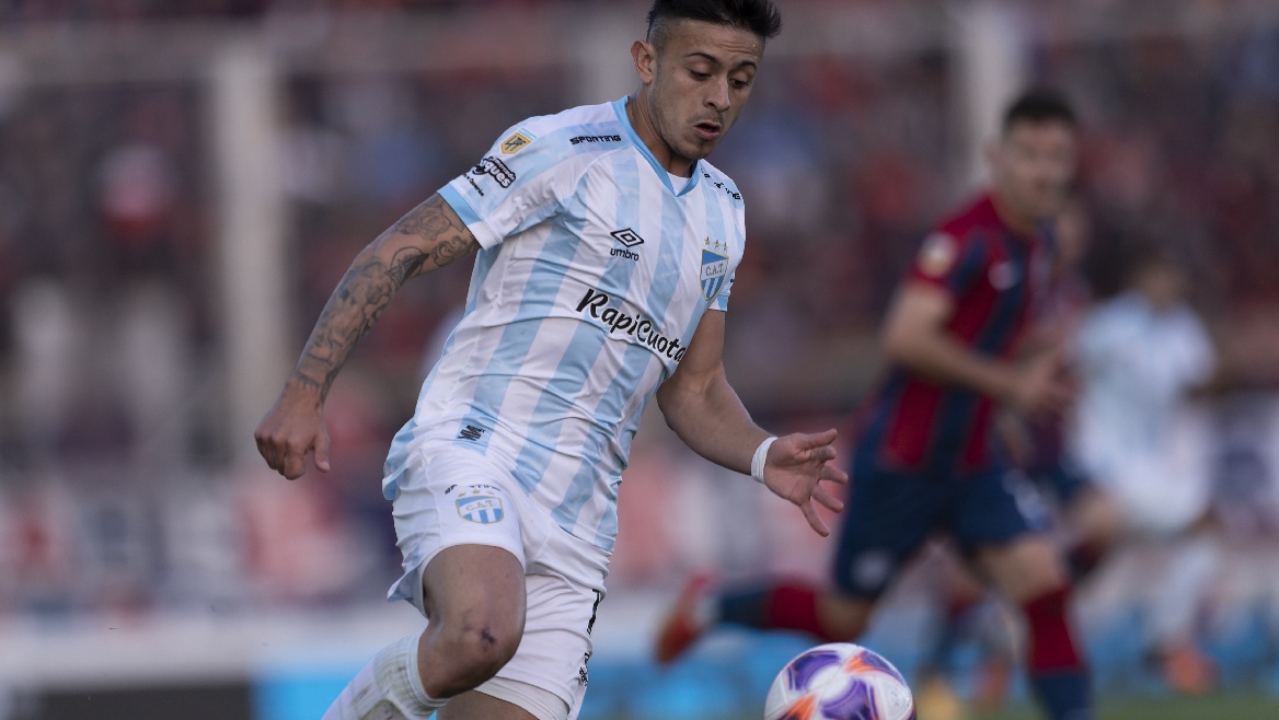 Atlético Tucumán triumphs over Platense with a solid 2-0 victory at Estadio Monumental