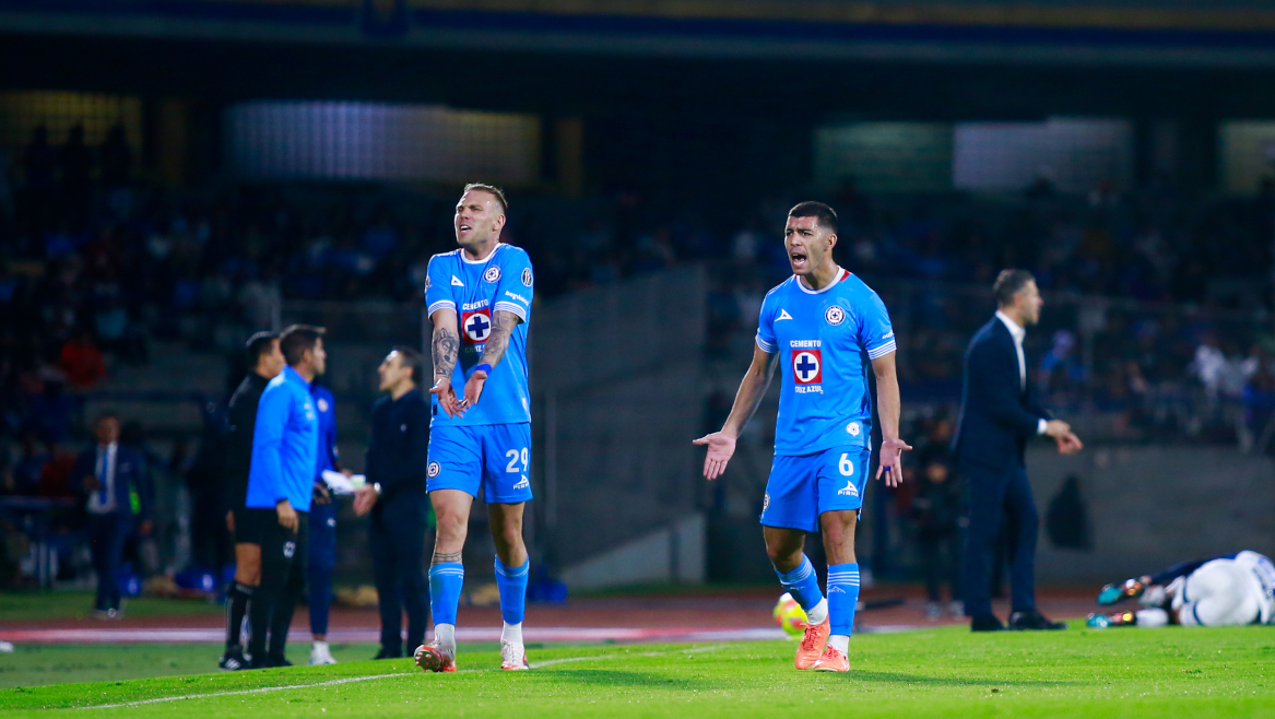 El duelo del título: Cruz Azul y Pumas UNAM se preparan para el primer acto