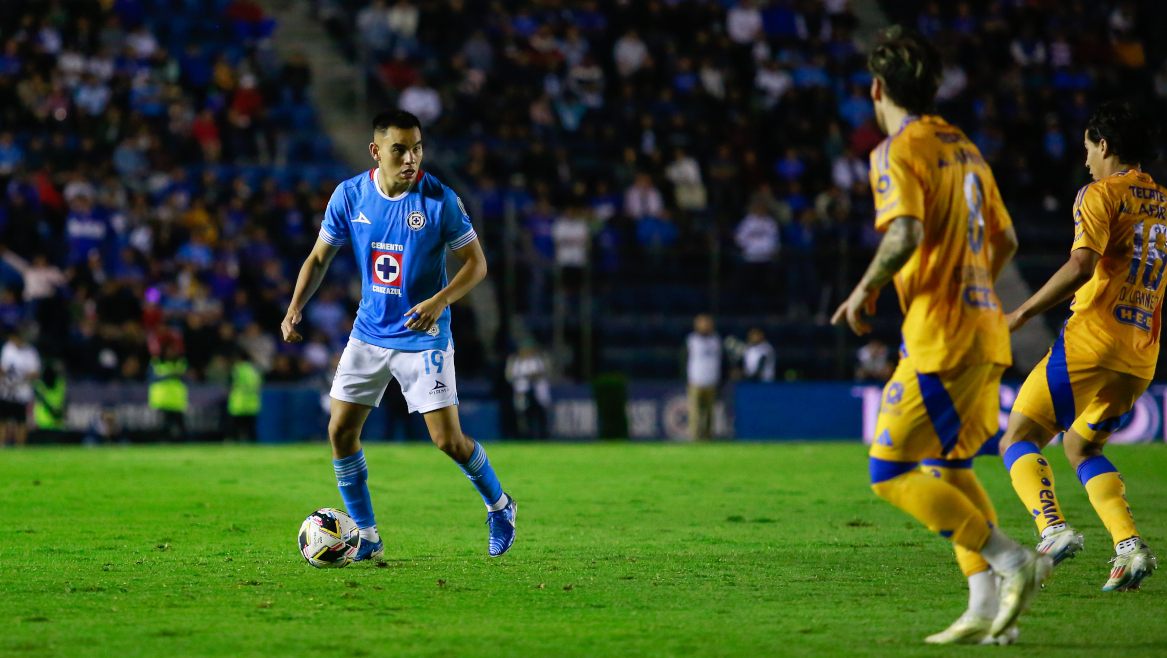 Tigres and Cruz Azul Draw 1-1, Set Sights on Final Showdown