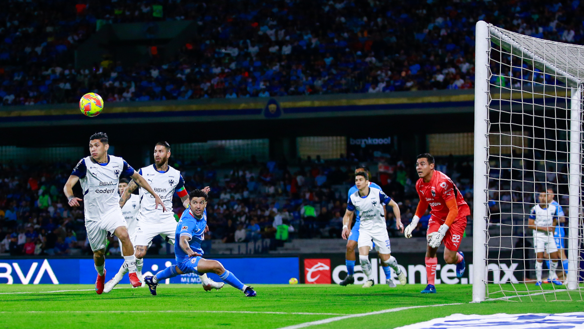 Club América e CF Monterrey empatam em emocionante duelo