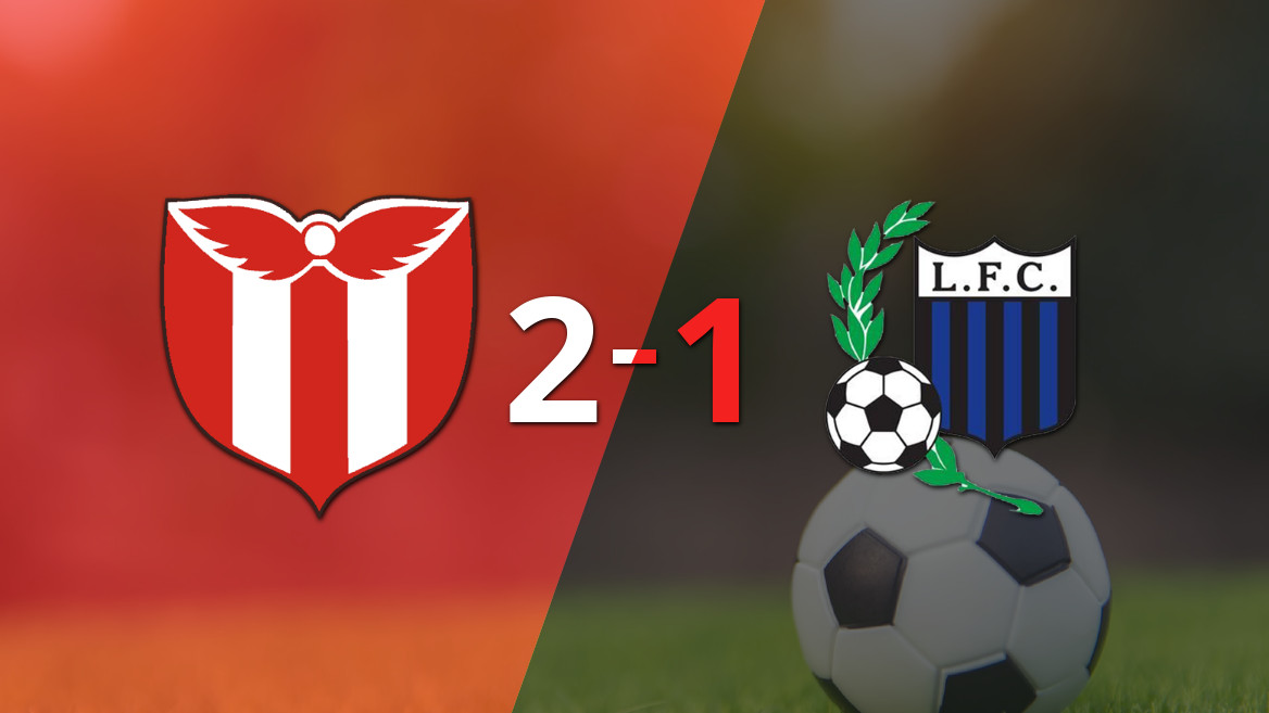 Late Goal Seals Victory for River Plate Over Liverpool (U)