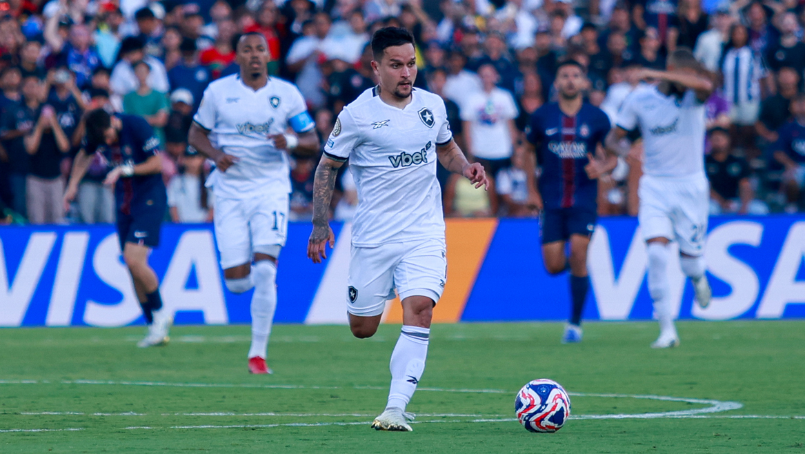 Cuiabano brilla en el triunfo de Botafogo sobre Sport Recife