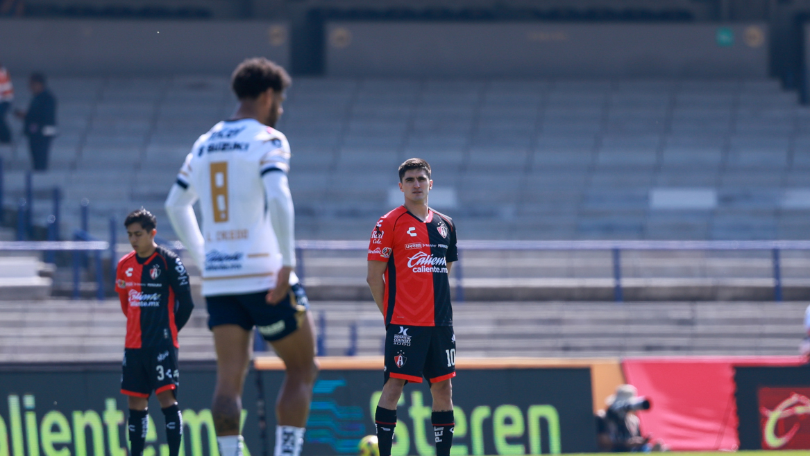 Cruz Azul y Atlas firman un empate de alto voltaje en el estadio Jalisco