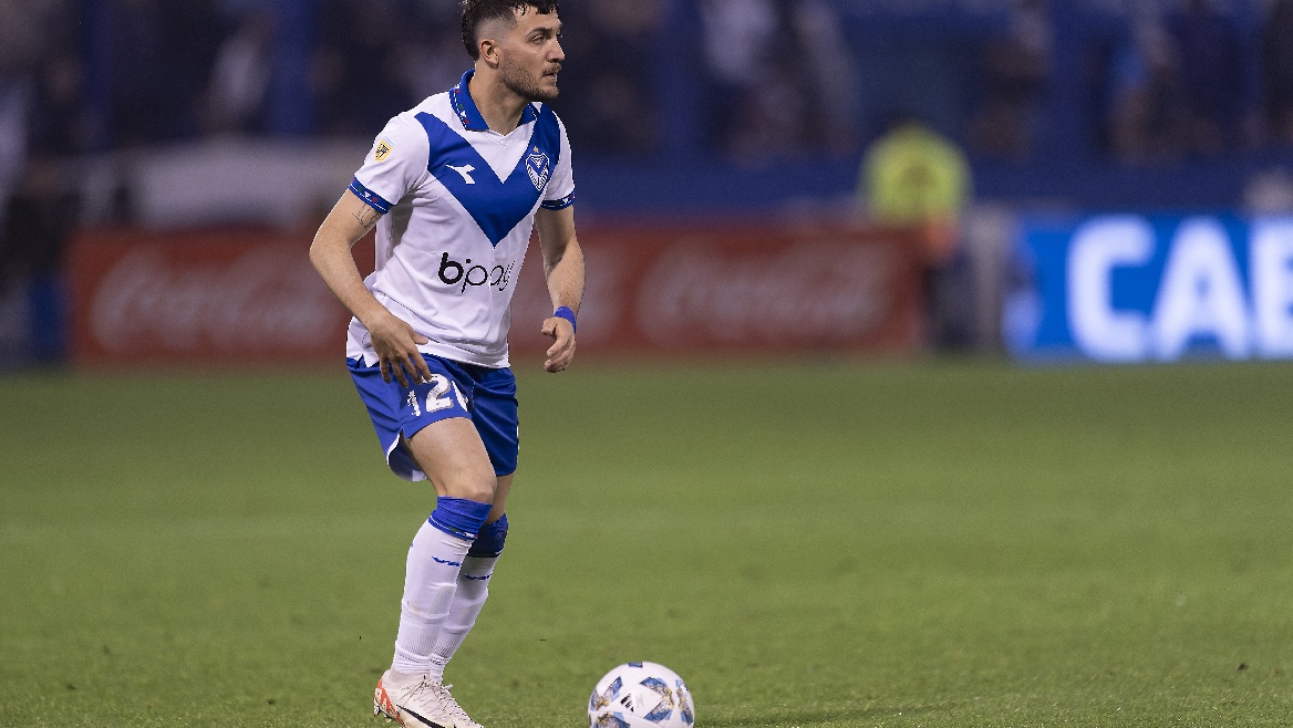 Vélez enfrenta River Plate em busca de recuperação na 16ª rodada