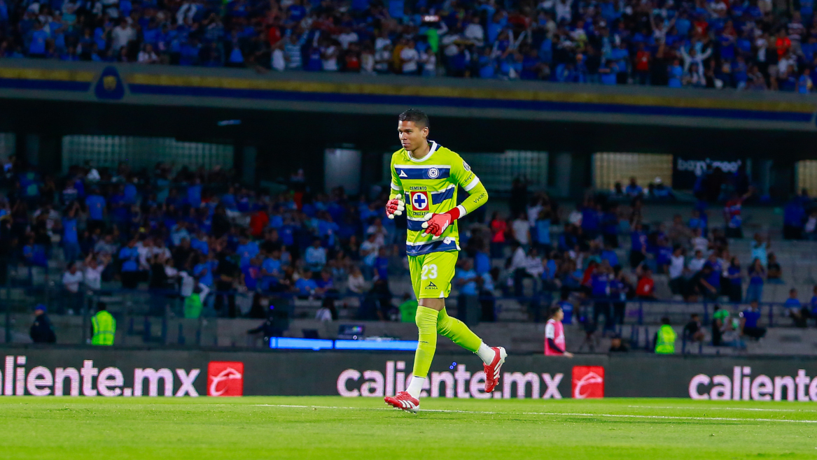 Cruz Azul enfrenta Toluca FC em busca da liderança da Liga MX