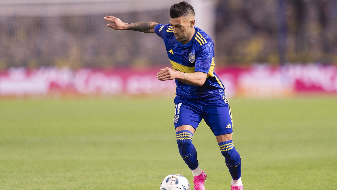 Boca Juniors Triumphs Over Tigre at La Bombonera