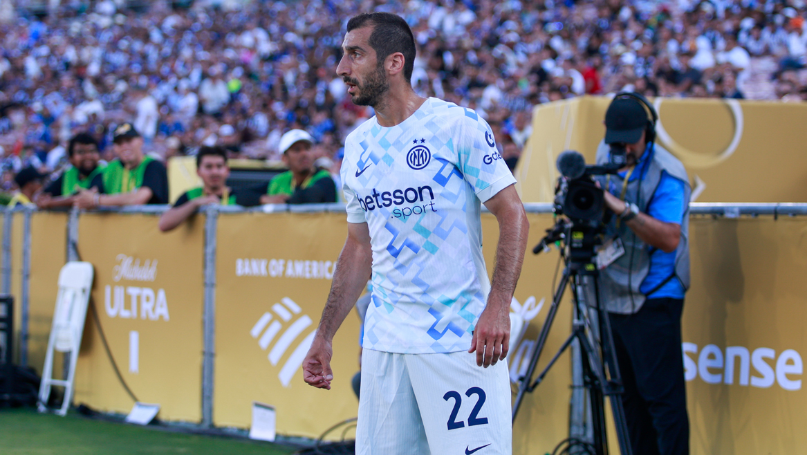 Inter Dominates Sassuolo with a Humiliating 5-0 Victory