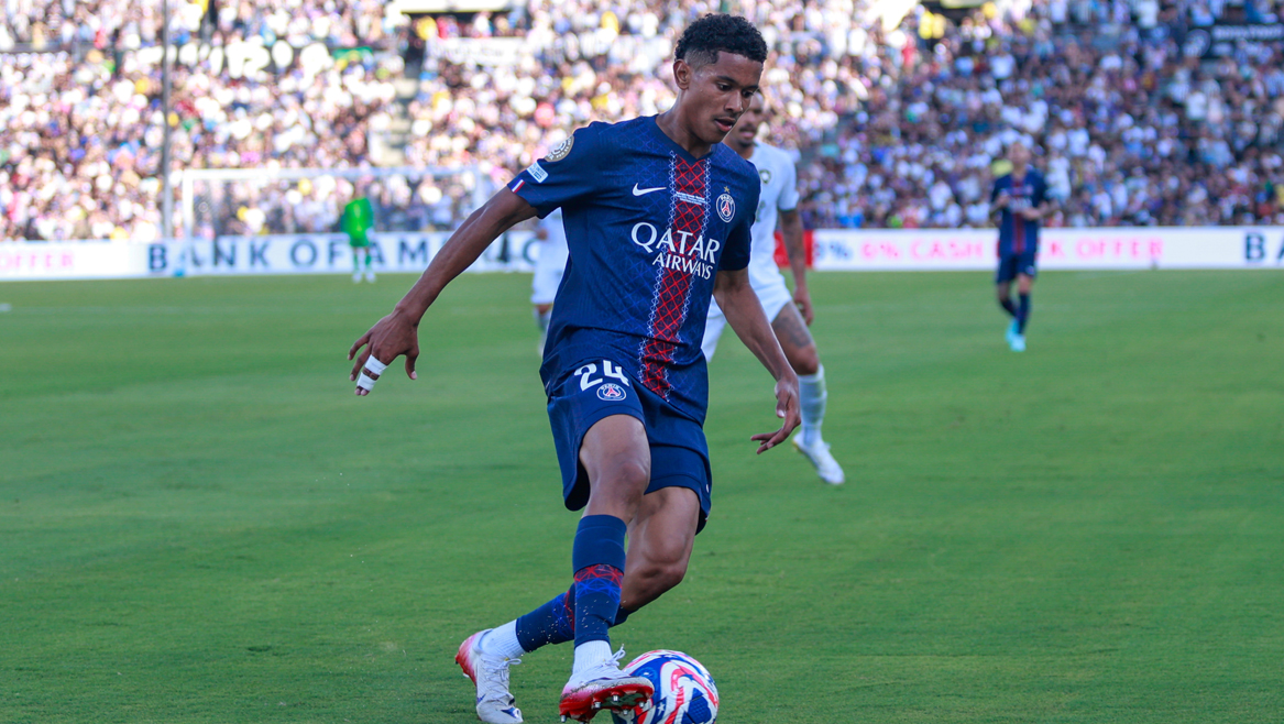 PSG arrolla a Chelsea y avanza a Cuartos de Final