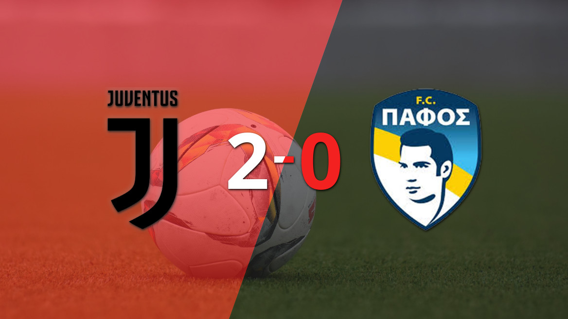 Juventus se impone a Pafos con un sólido 2-0