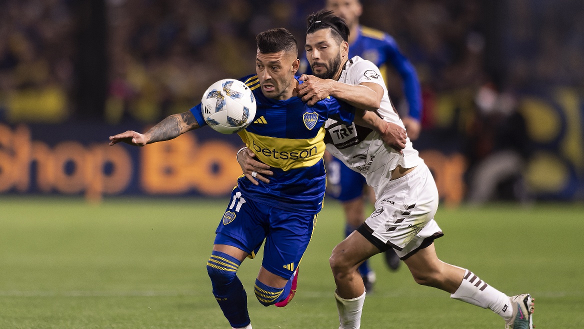 Boca Juniors y Racing Club se preparan para un gran duelo en La Bombonera