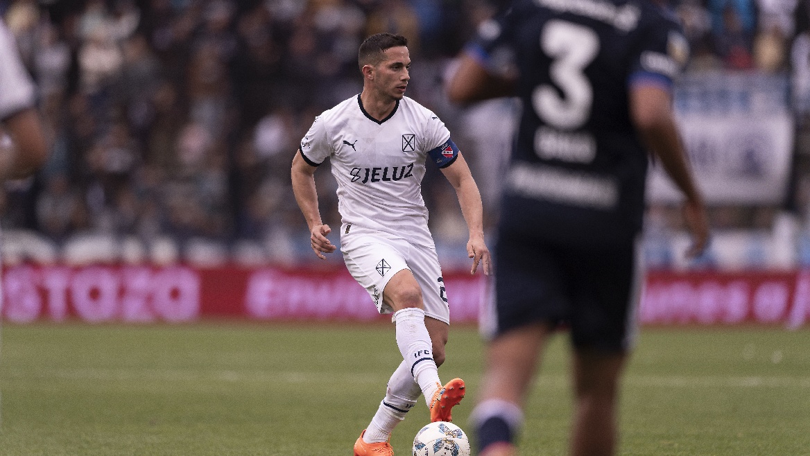 Gimnasia (Mendoza) e Independiente ficam no empate em 1 a 1