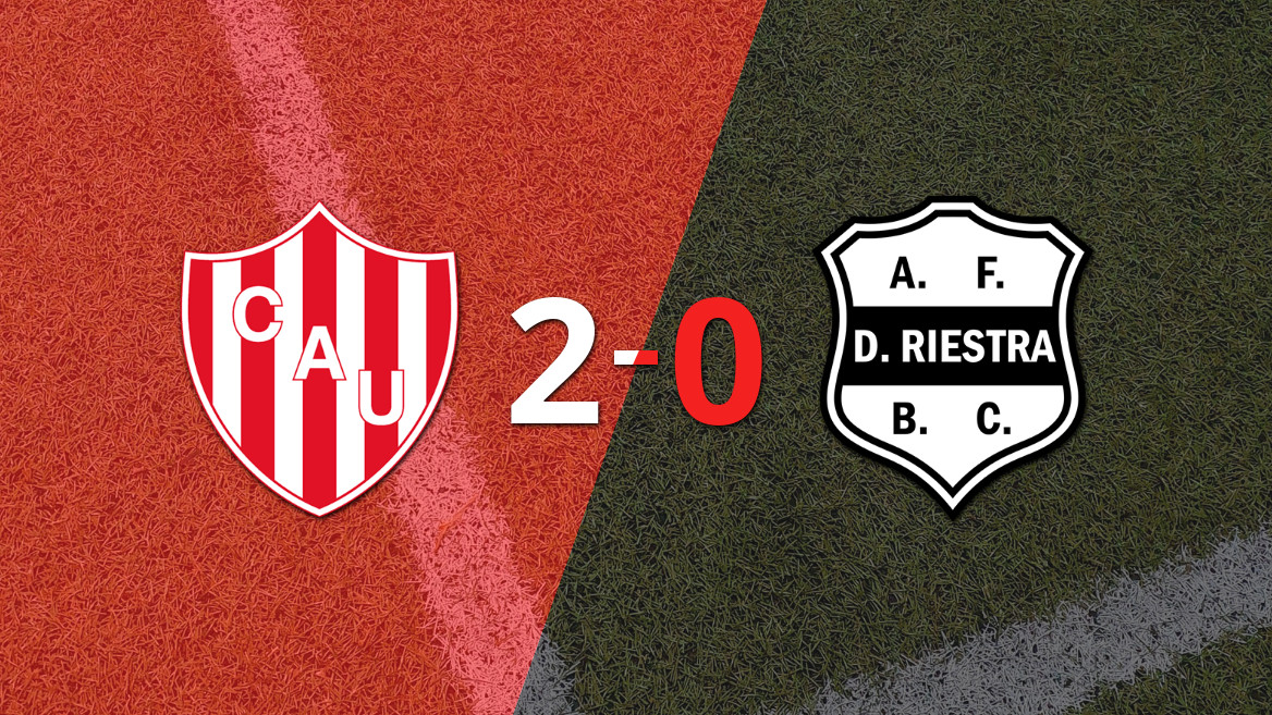 Unión se llevó la victoria ante Dep. Riestra con un claro 2-0