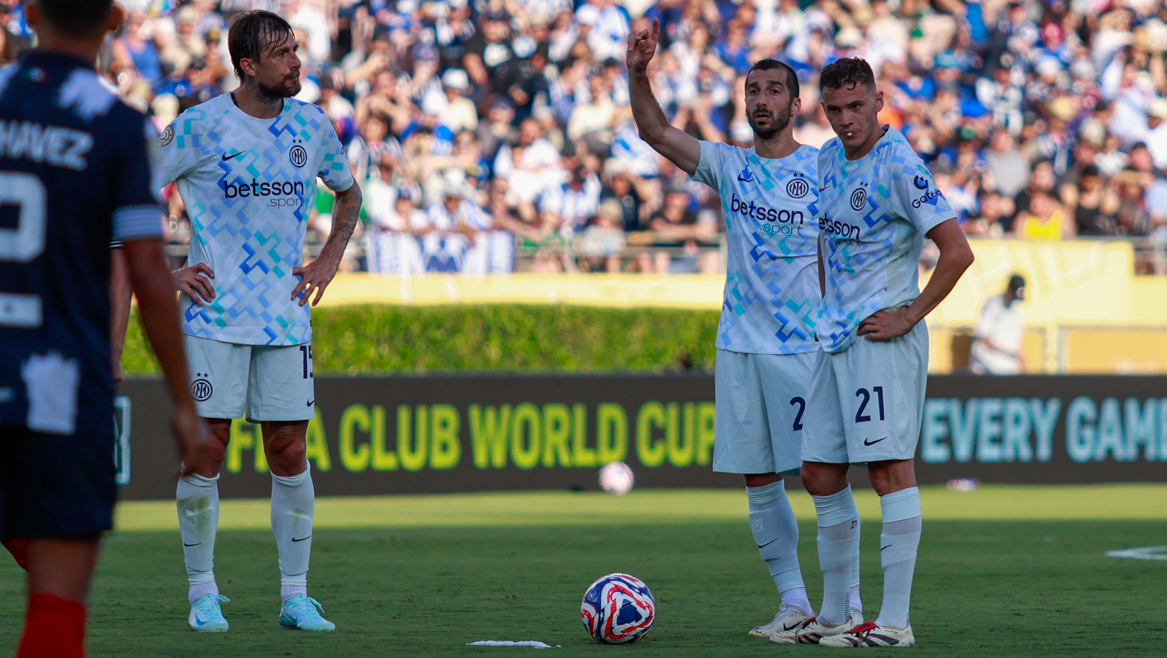 Inter y Monza inician la nueva temporada en un emocionante duelo